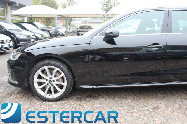 AUDI A4 Avant 40 TDI quattro S tronic Business Advanced