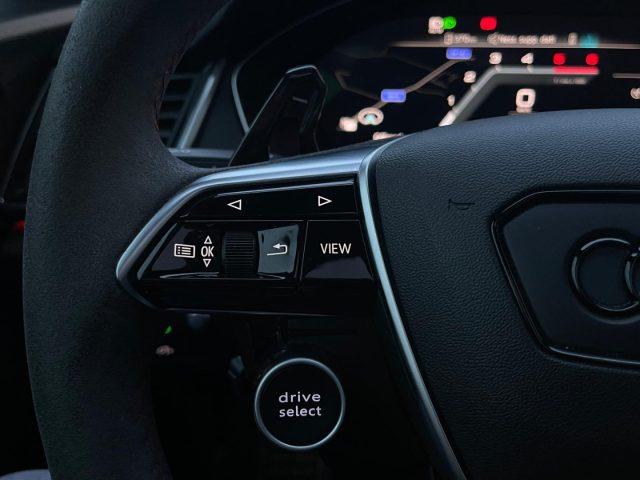 AUDI SQ5 SPB TDI quattro sportback SQ5 CARBON PACK 22"