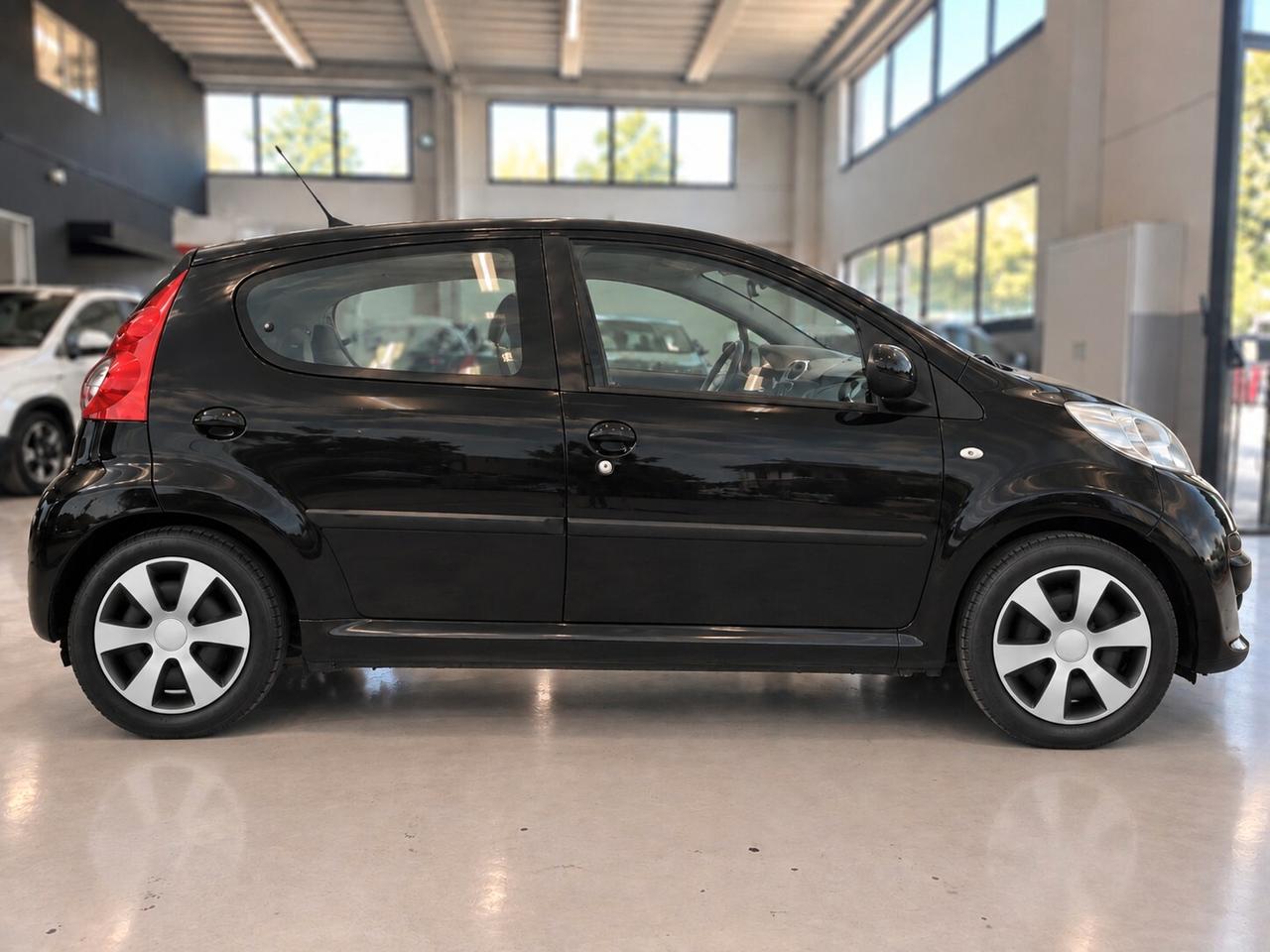 Peugeot 107 1.0 68CV 5p. Plaisir