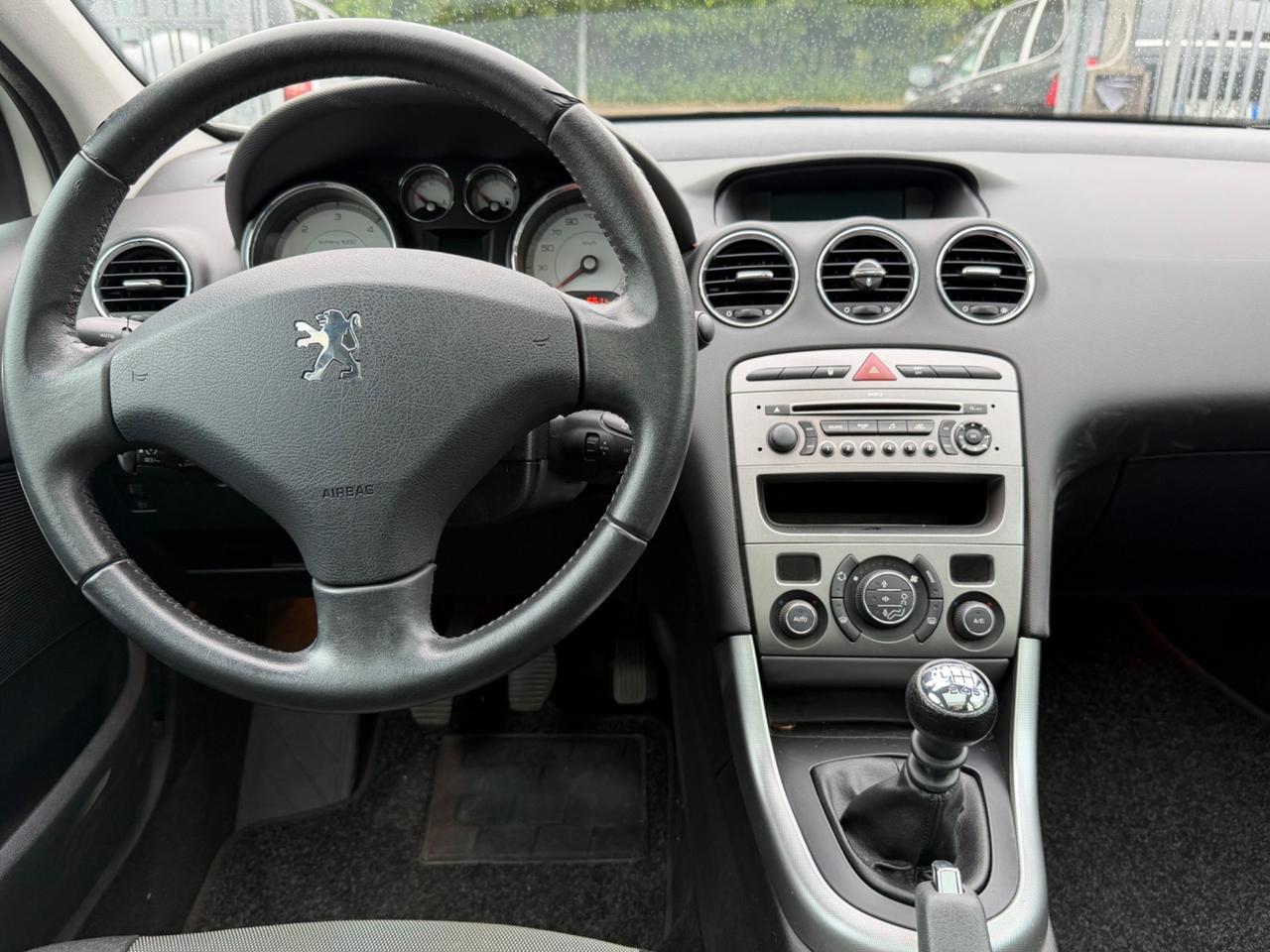 Peugeot 308 1.6 HDi 110CV 5p. Premium (6 Marce)