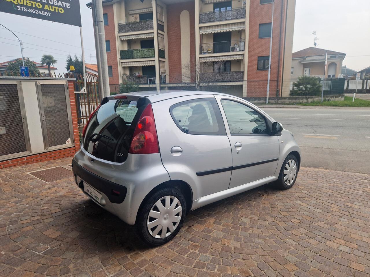 Peugeot 107 5p 1.0 68cv / FRIZIONE NUOVA