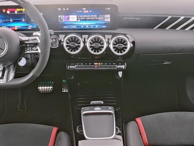 MERCEDES-BENZ A 35 AMG 4Matic Premium
