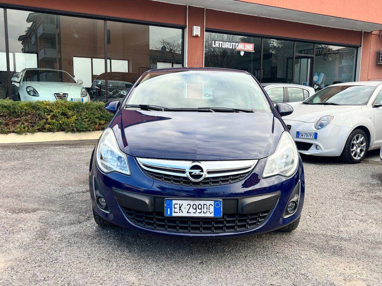 Opel Corsa 1.2 5 porte Club