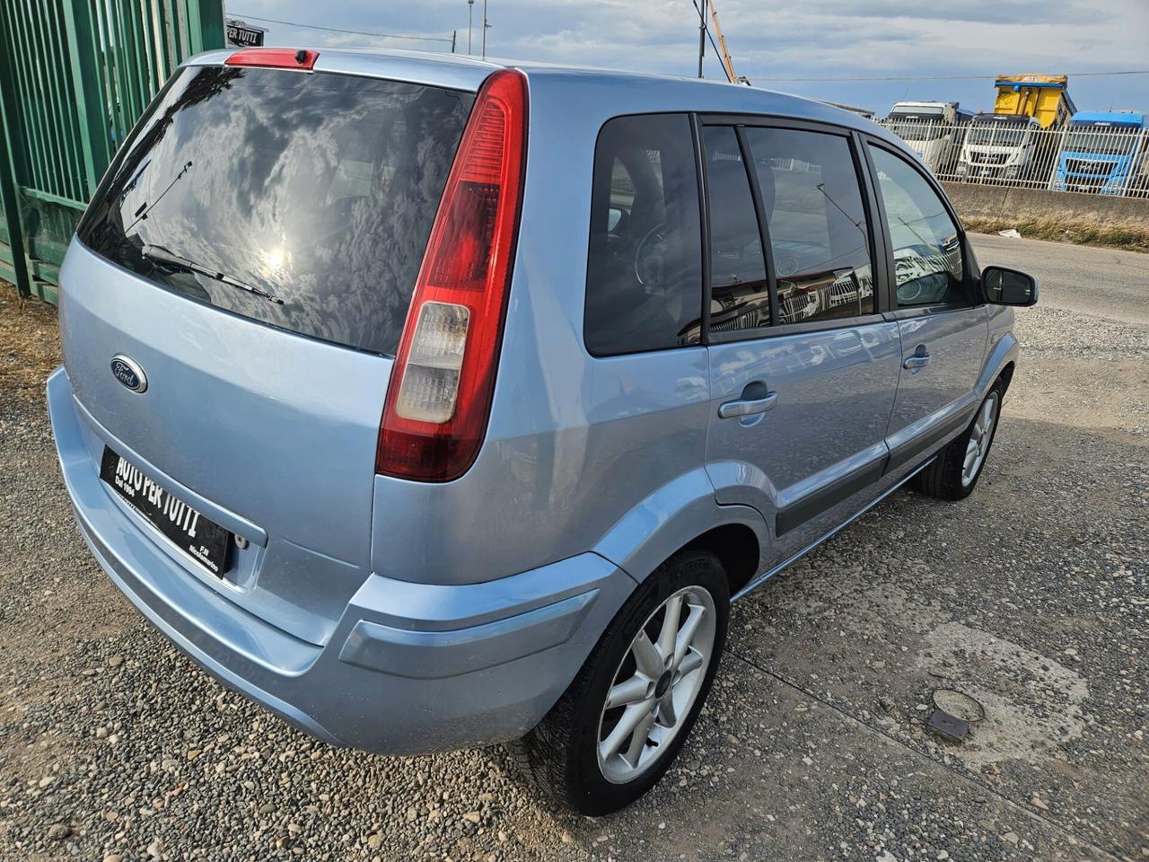 Ford Fusion 1.4 TDCi 5p. Collection
