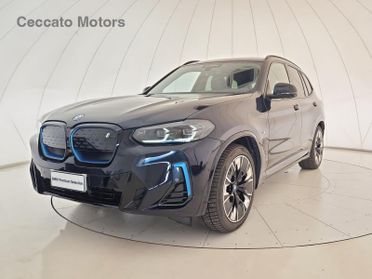 BMW iX3 BEV Impressive