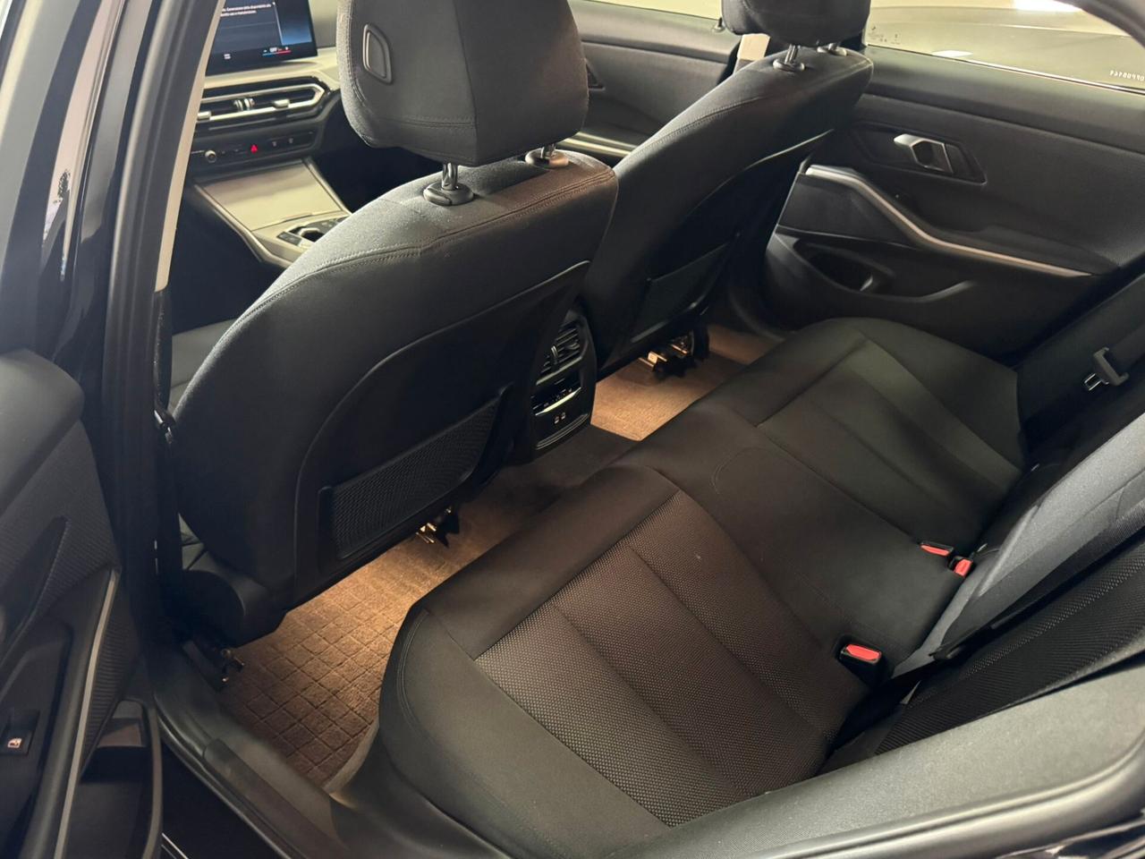 Bmw 318 d 48V Touring Msport -Prezzo promozionale....