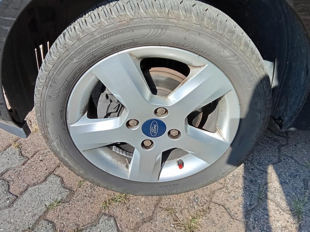 Ford Fiesta 1.2 16V 5p. Titanium