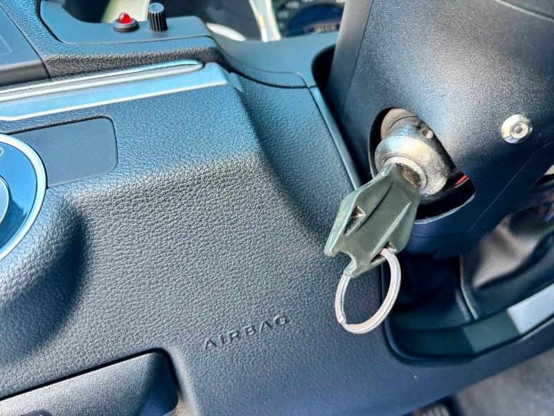 MERCEDES Classe E Cpé (C207) E 220 CDI Coupé ...