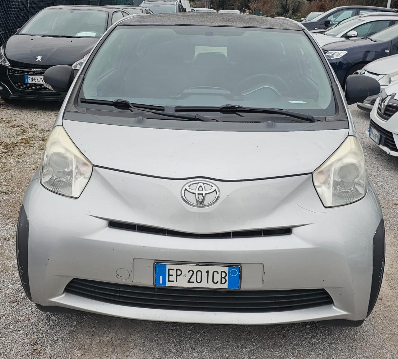 Toyota iQ 1.0 CVT Lounge