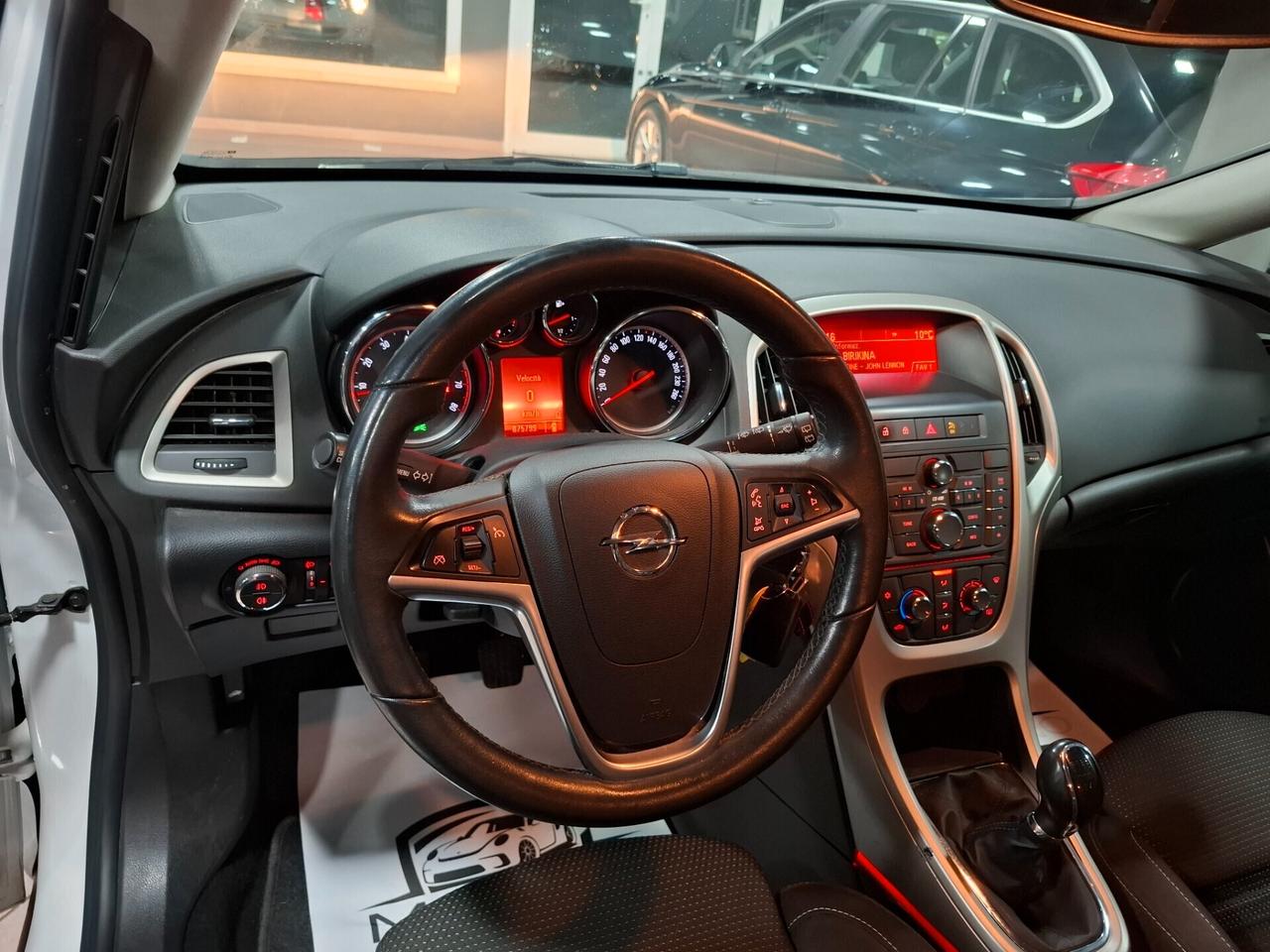 Opel Astra 1.4 benzina Sport NEOPATENTATO