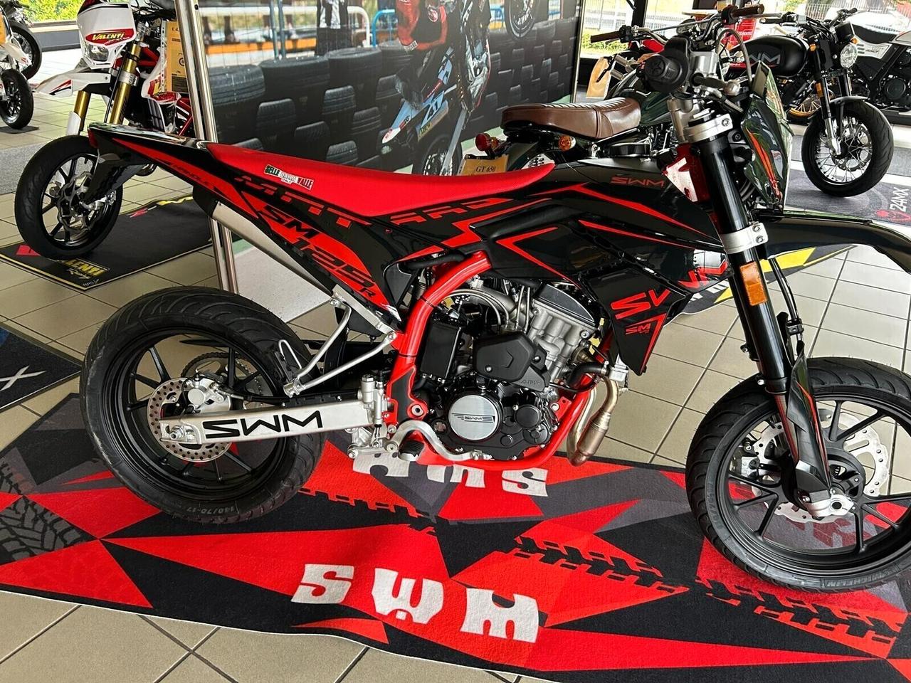 motard SM125 r 4tempi modello 2026 PREZZO PROMO FINO AL 30-04-2026
