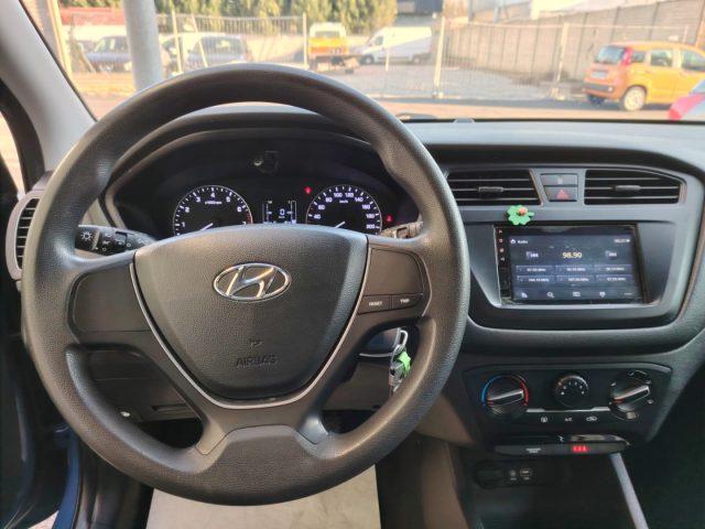 HYUNDAI i20 1.2 5 porte Go! PREZZO REALE - NEOPATENTATI