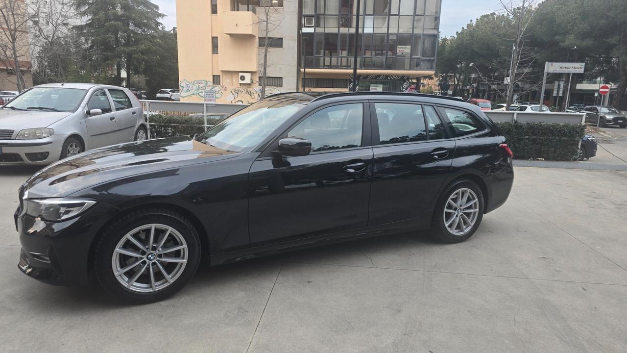 Bmw 320d xDrive Touring Business Advantage ..permute