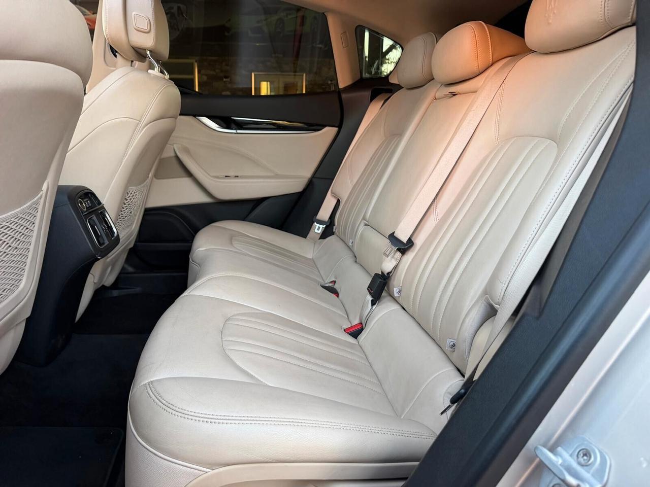 Maserati Levante V6 Diesel 275 CV AWD Gransport