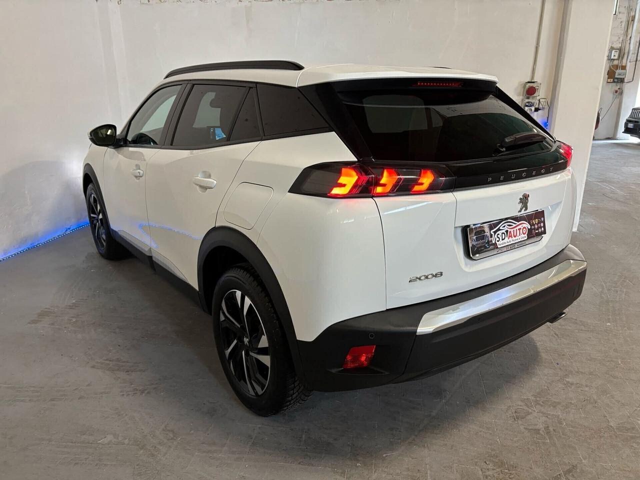 Peugeot 2008 BlueHDi 130 S&S EAT8 Allure-.