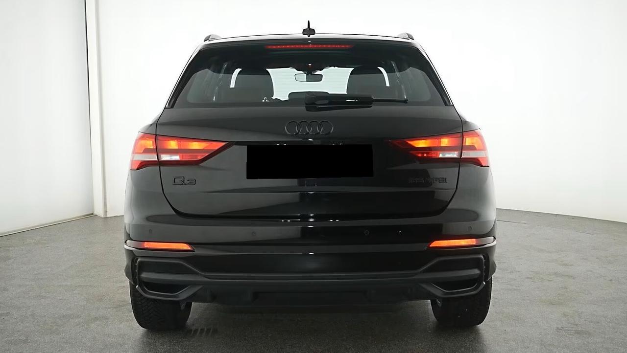 Audi Q3 35 TFSI S tronic line edition