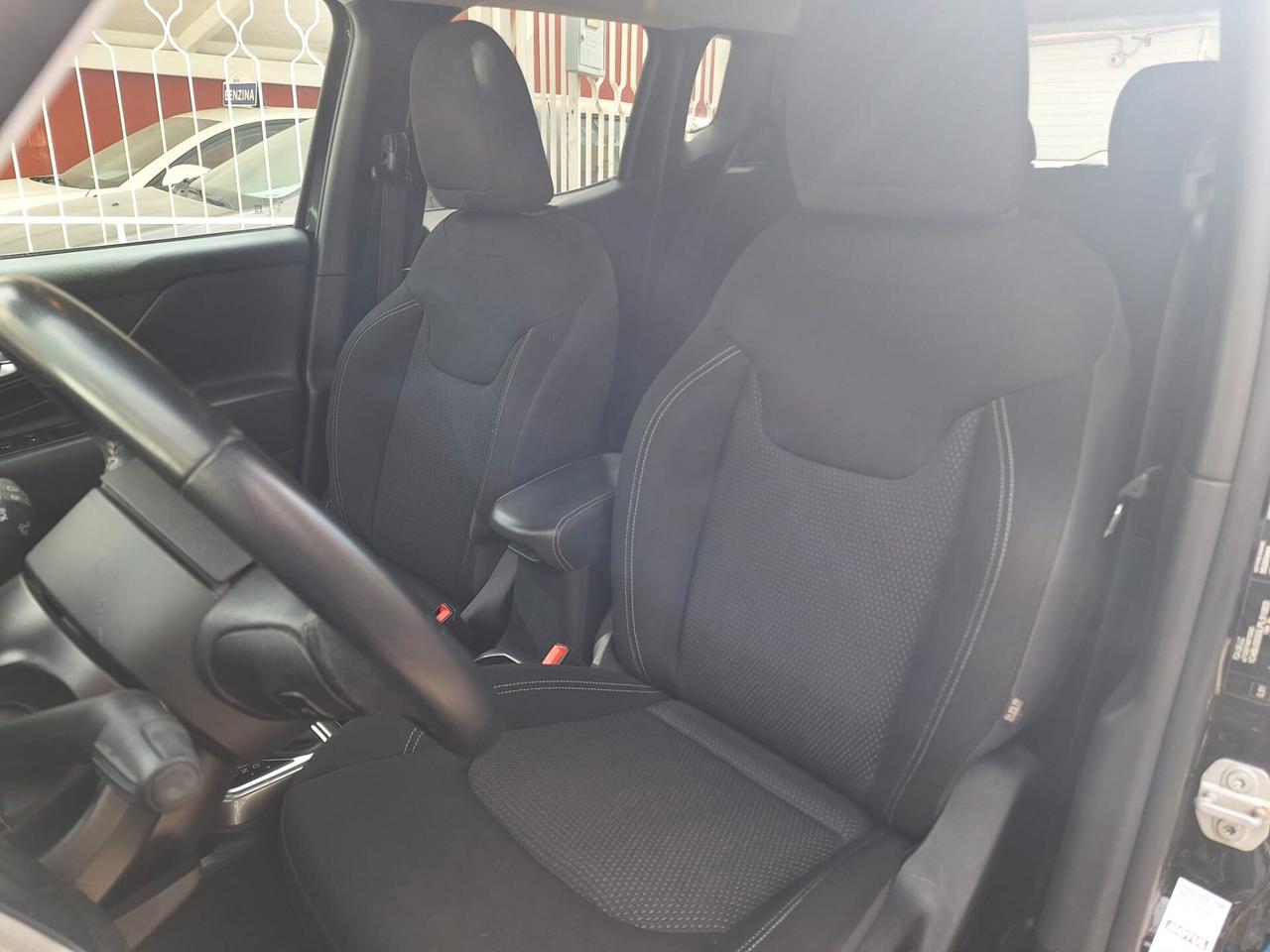 Jeep Renegade 1.6 Mjt DDCT 120 CV Limited