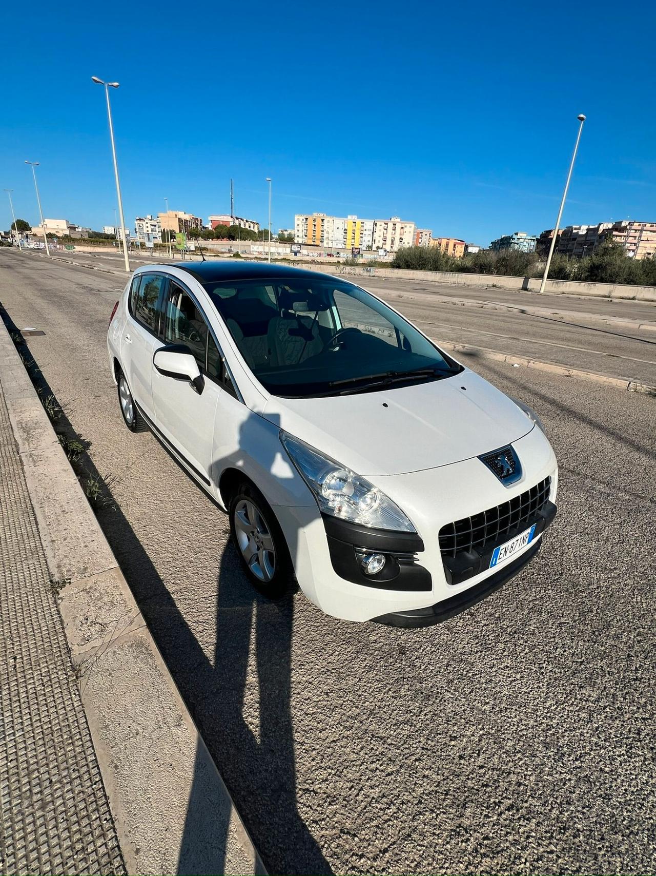 Peugeot 3008 1.6 e-HDi 115CV cambio aut. Active