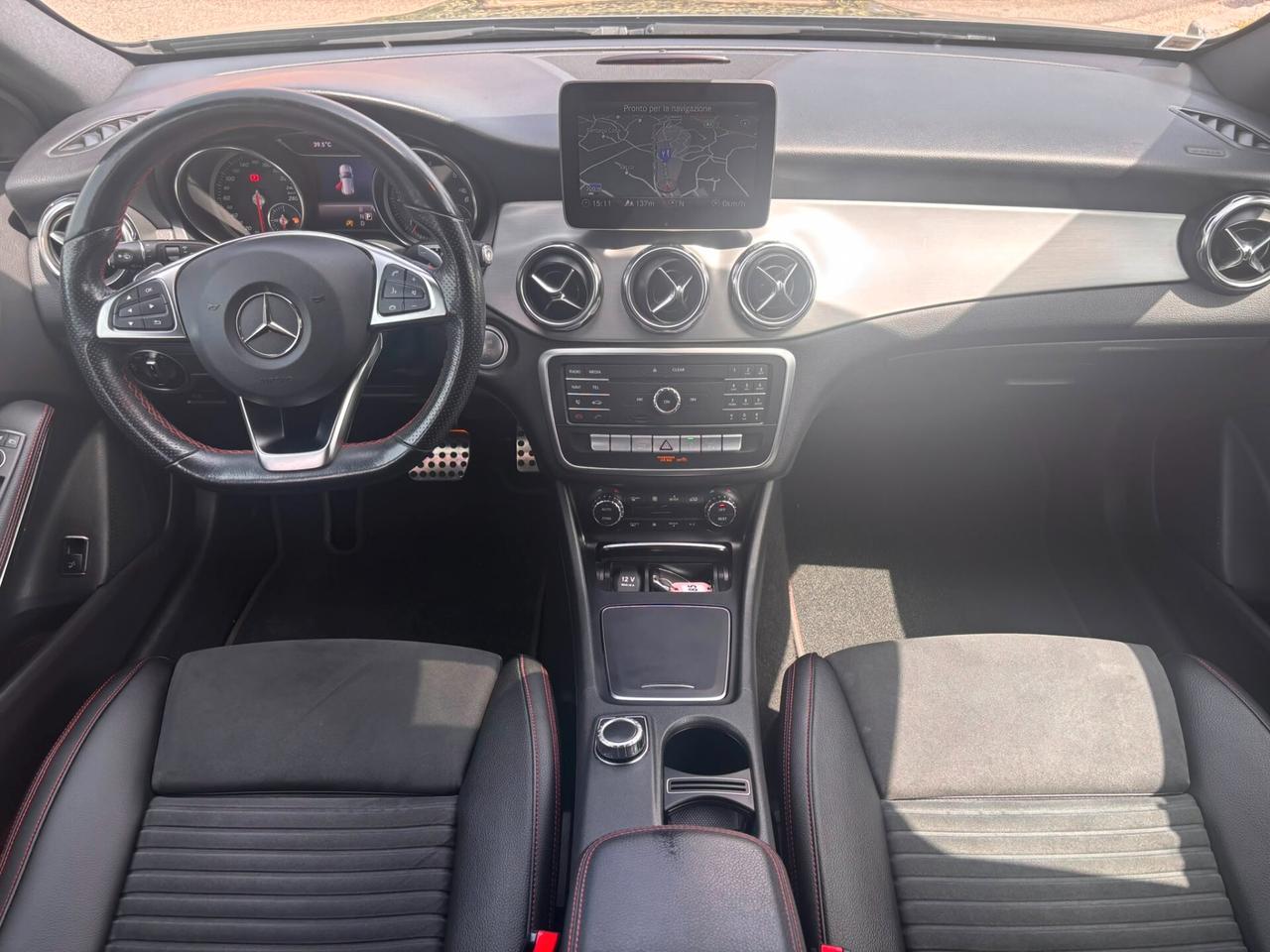 Mercedes-benz GLA 200 d Automatic Premium