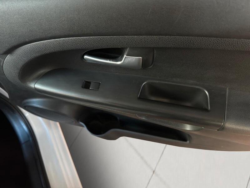 KIA Venga Venga 1.6 CVVT TX