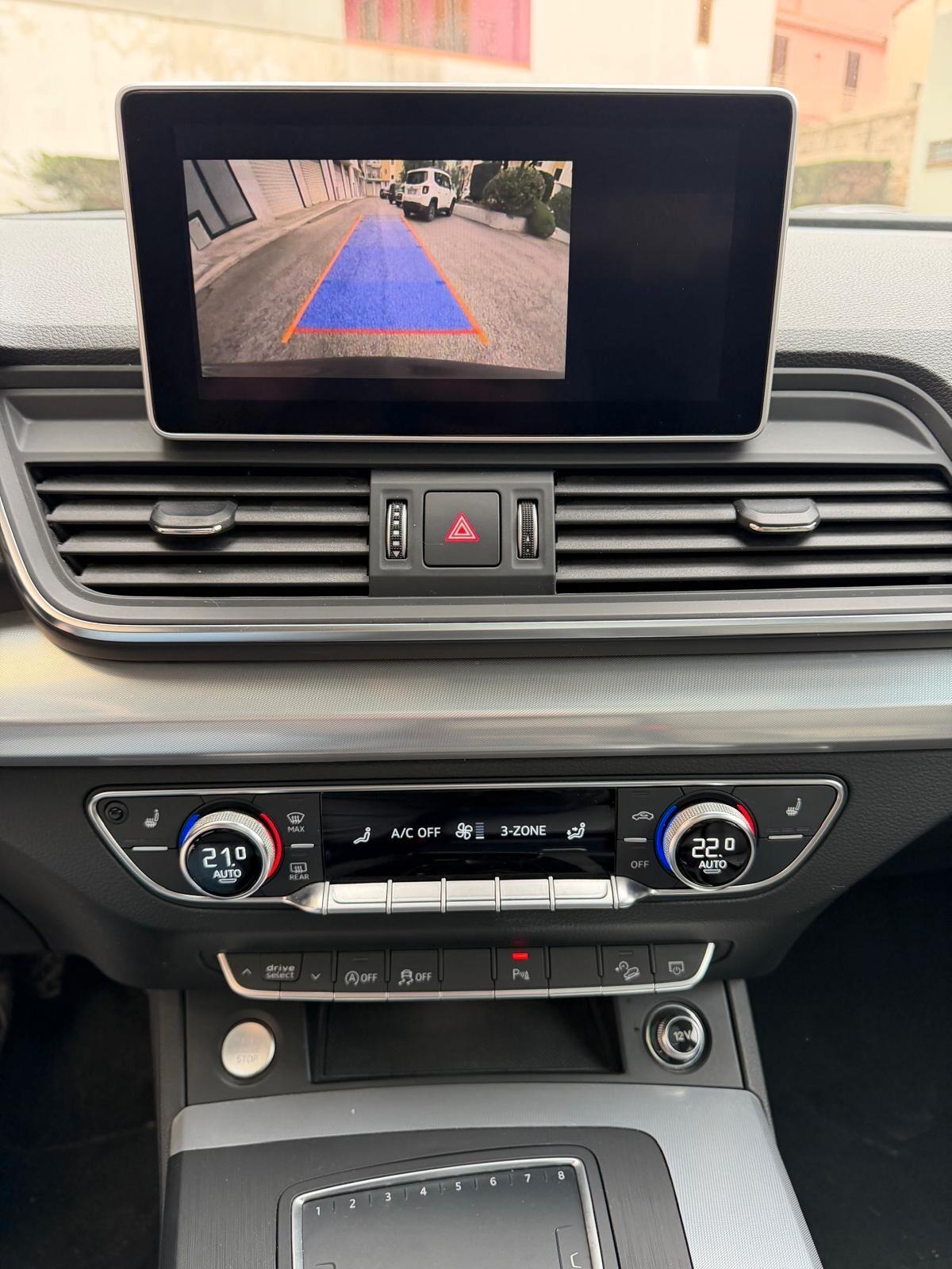 Audi Q5 35 TDI quattro S tronic Business Design