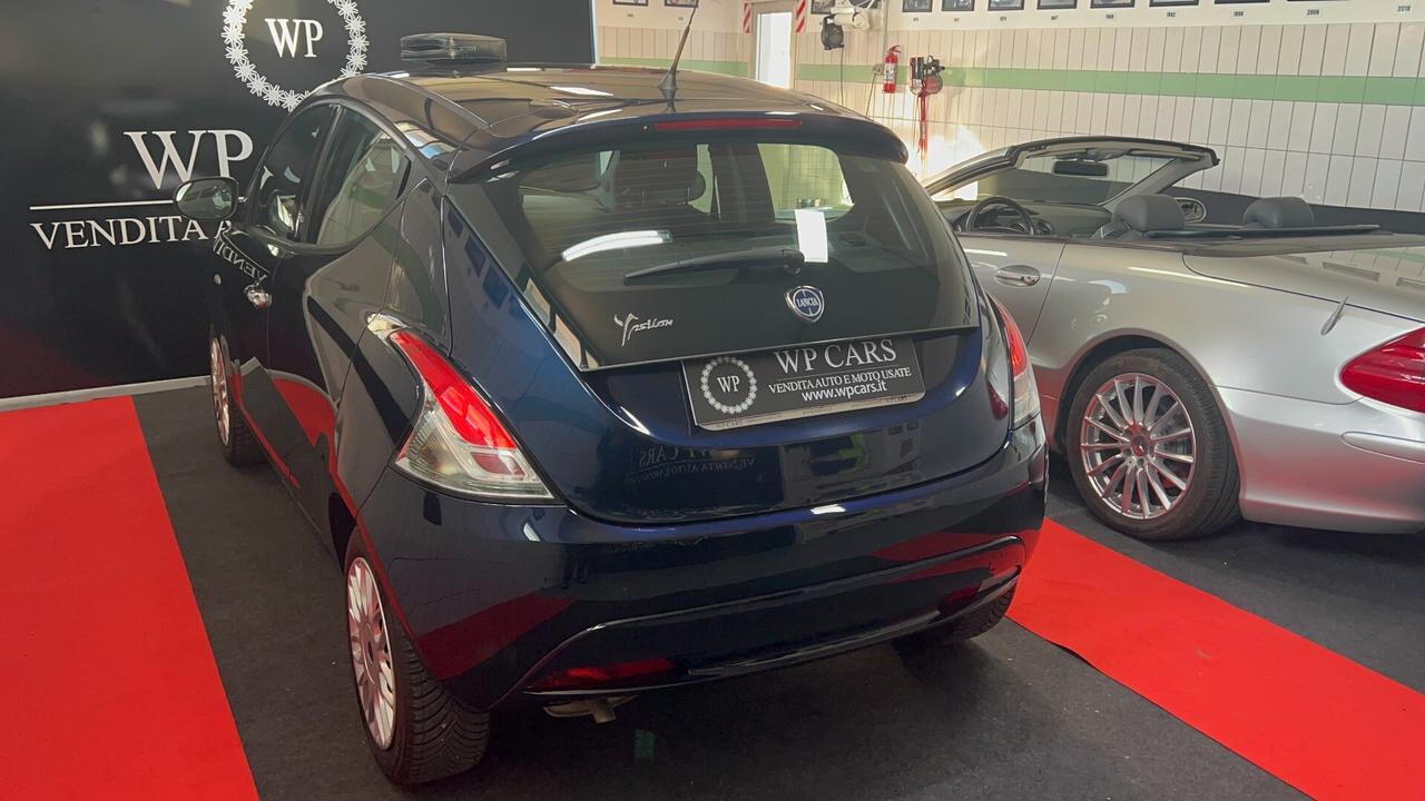 Lancia Ypsilon 1.2 69 CV 5 porte GPL Ecochic Silver