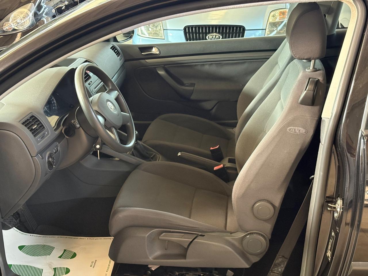 Volkswagen Golf 1.6 16V FSI 5p. Sportline