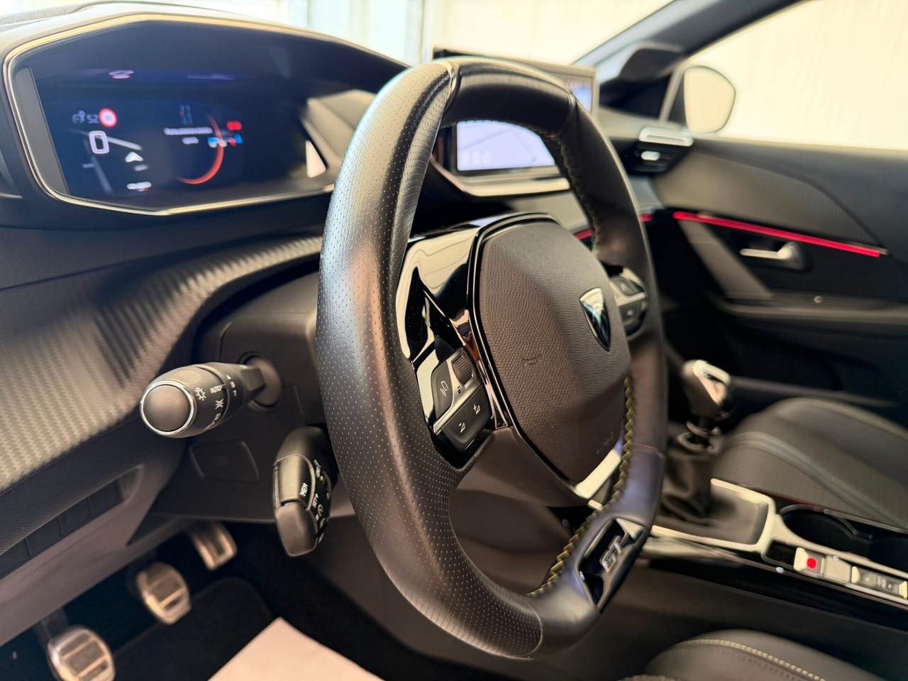 Peugeot 208 PureTech 100 Stop&Start 5 porte GT