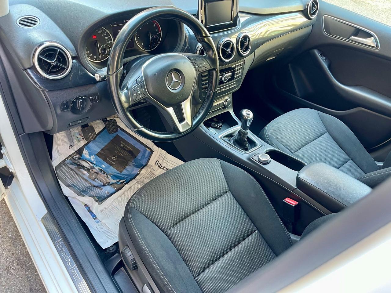 Mercedes-benz B 180 CDI BlueEFFICIENCY Executive