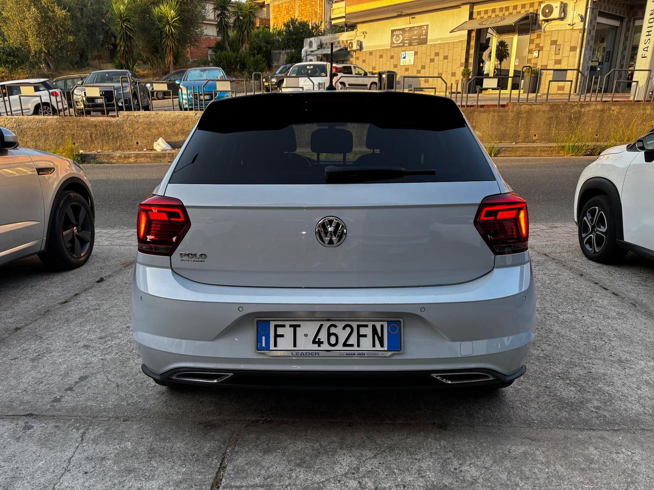 Polo 1.6 TDI 95 CV DSG 5p. R-LINE