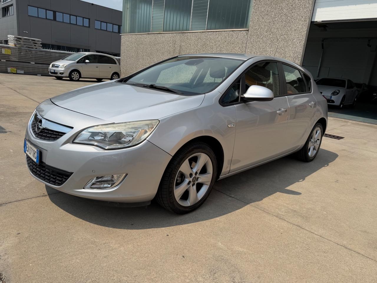 Opel Astra 1.4 Turbo 140CV 5 porte Elective