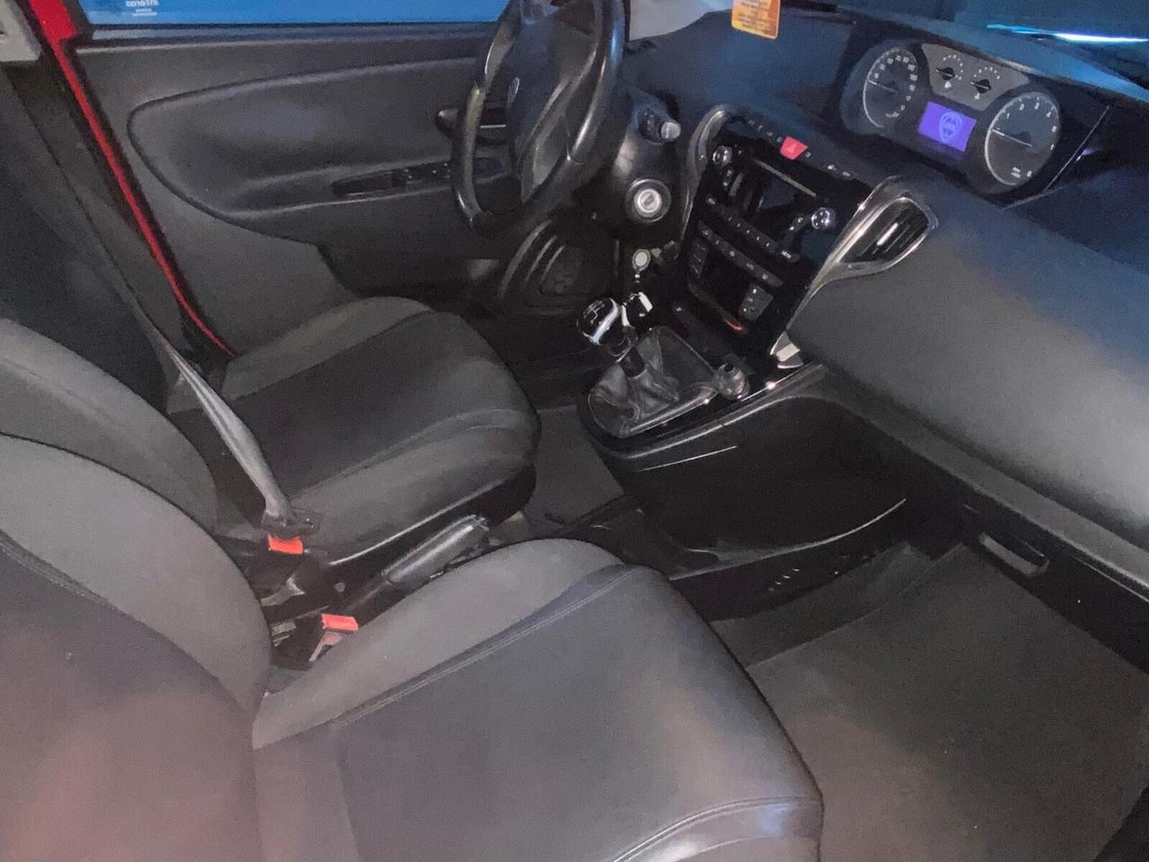 Lancia Ypsilon 1.2 69 CV 5 porte GPL Ecochic Gold