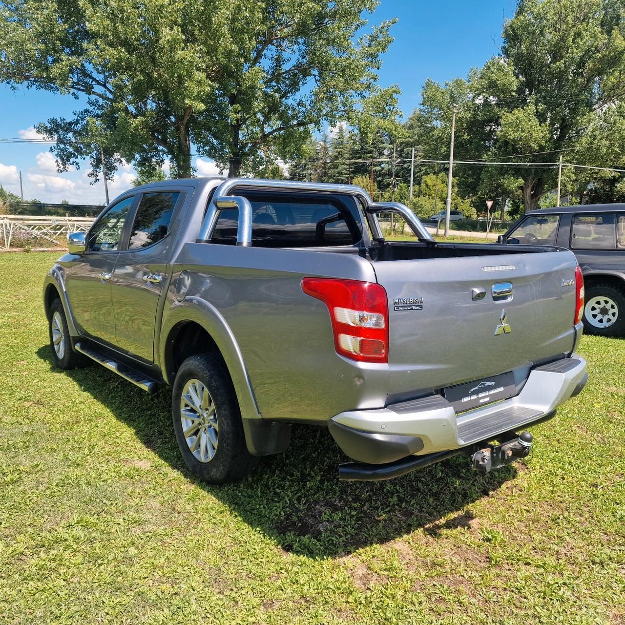 Mitsubishi L200 2.4 DI-D/181CV Double Cab Intense Hp Mivec