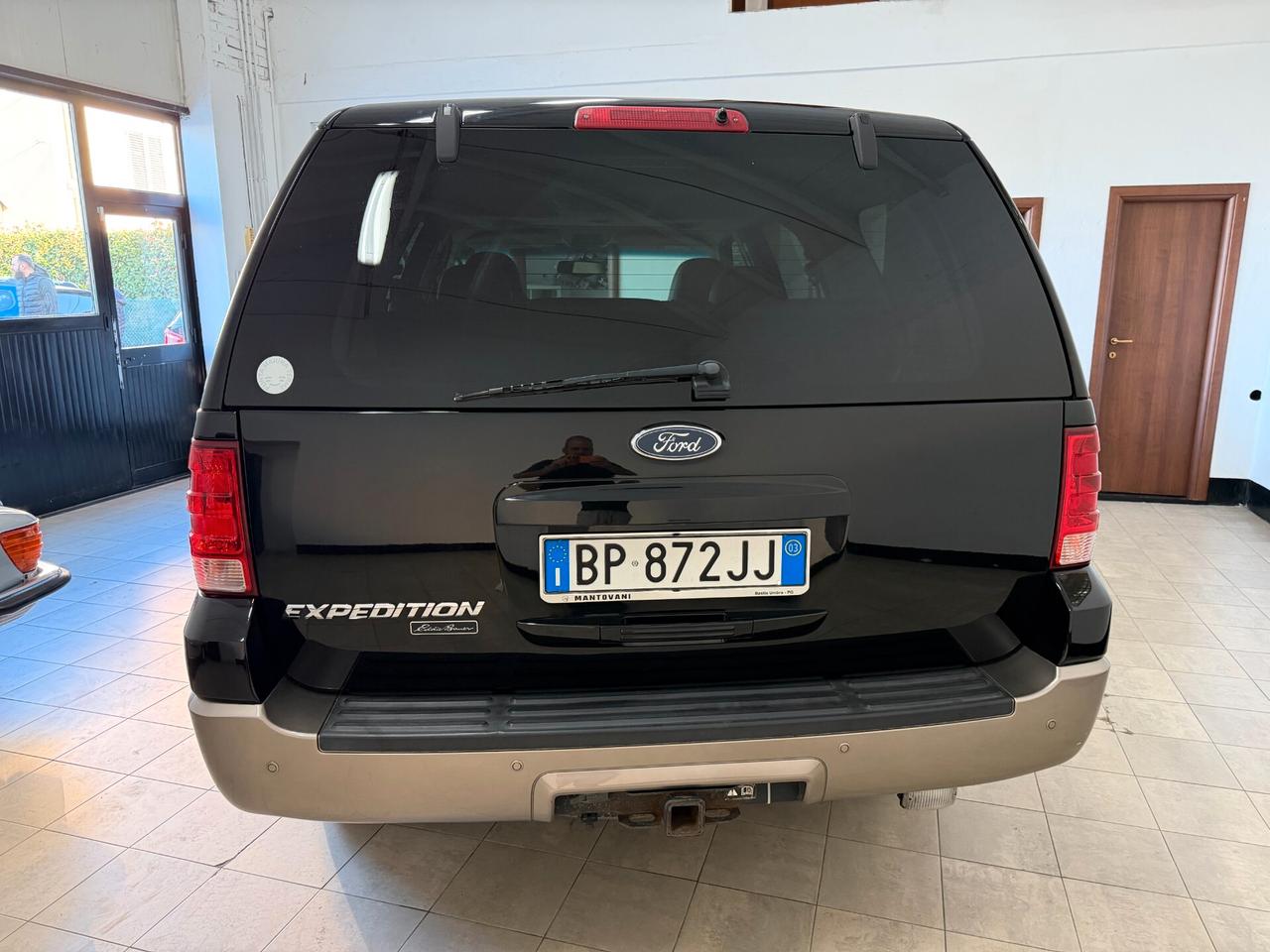 Ford Expedition 2003 5.4 BENZINA 7 POSTI