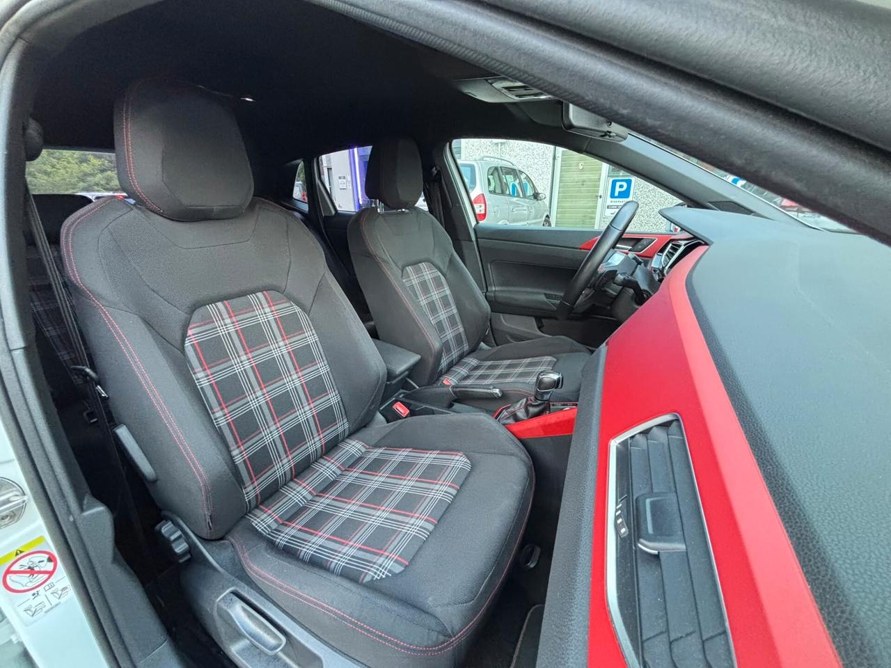 Volkswagen Polo 2.0 TSI DSG GTI BlueMotion Technology