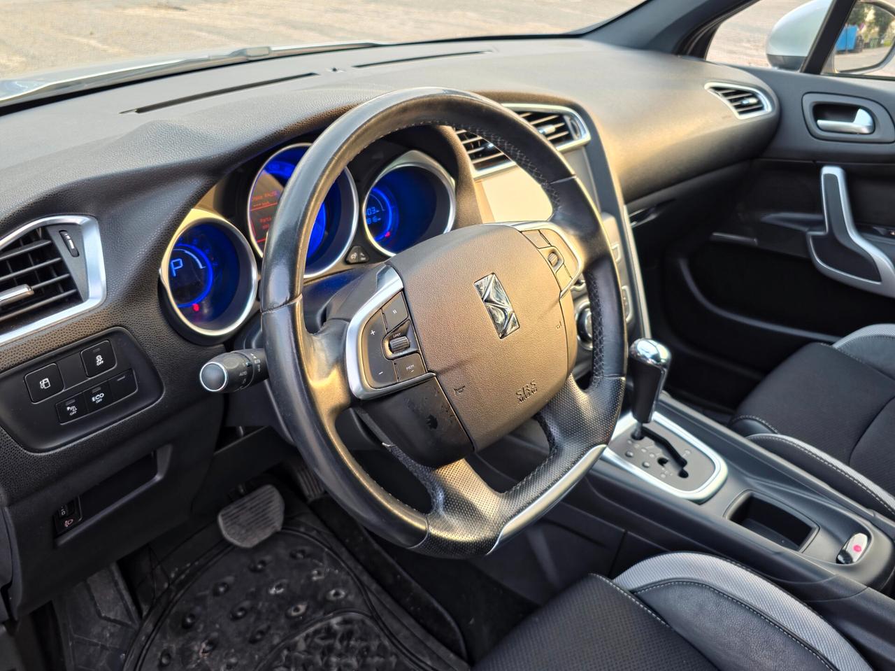 Ds DS4 4 BlueHDi 120 S&S EAT6 Chic 2015-E6 Automatico NEO