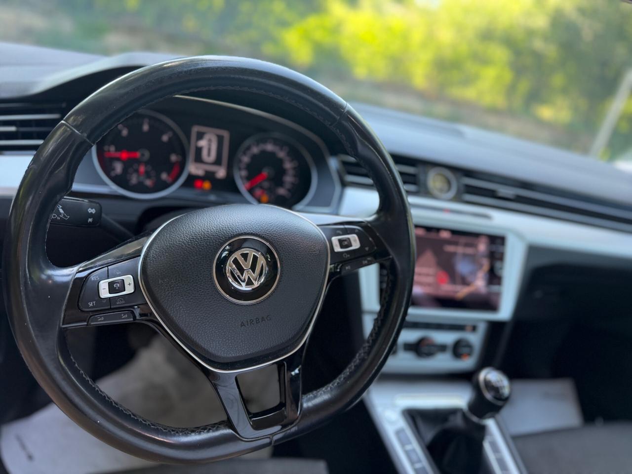 Volkswagen Passat 1.6 TDI Business BlueMotion Technology