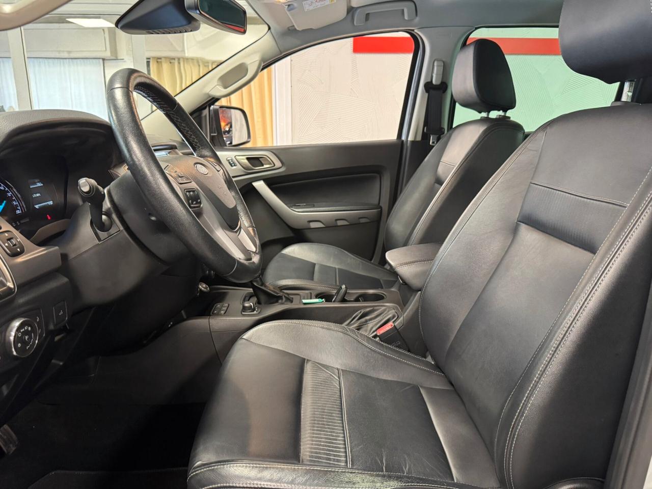 Ford Ranger 2.0 ECOBLUE aut. DC Limited 5 posti