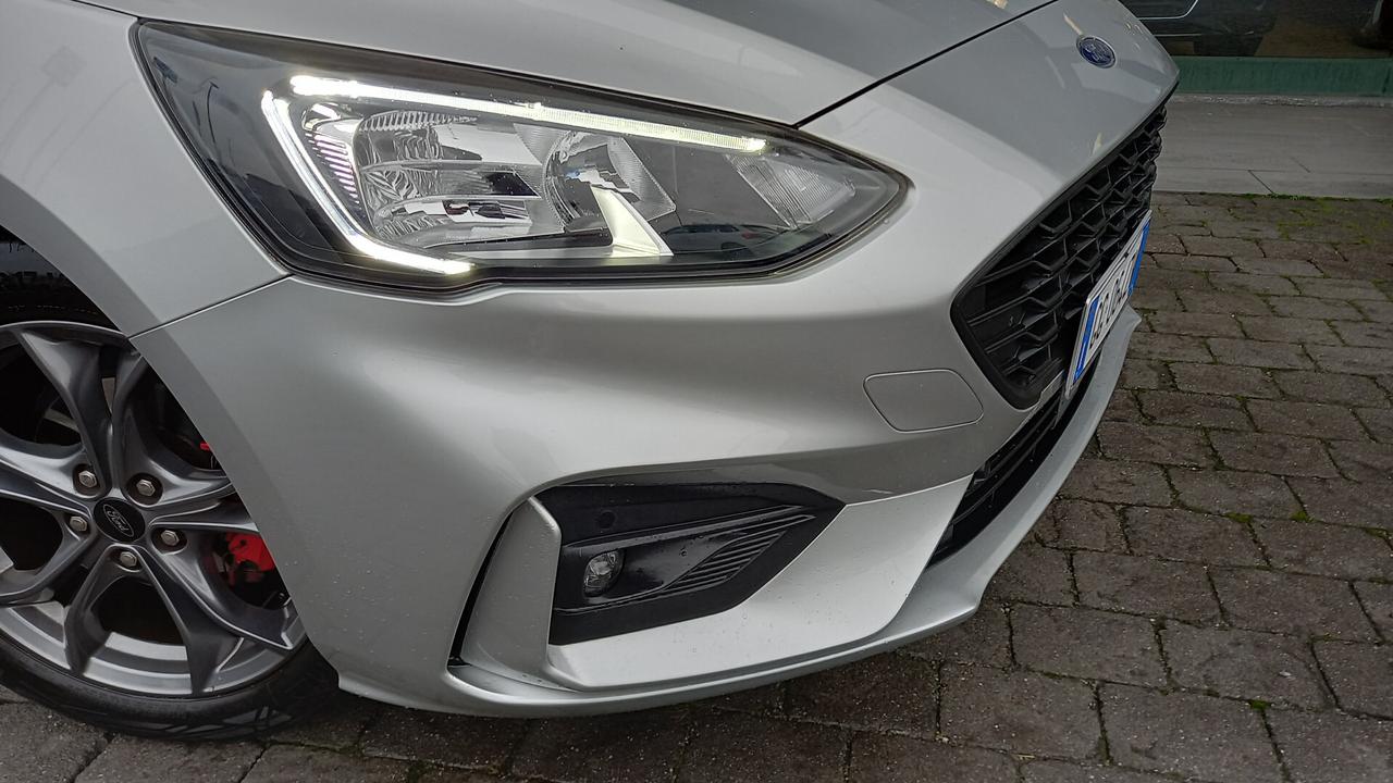 Ford Focus 1.0 EcoBoost Hybrid 155 CV 5p. ST-Line X