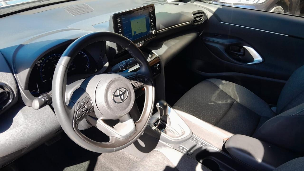 Toyota Yaris Cross 1.5 Hybrid 5p. E-CVT Business