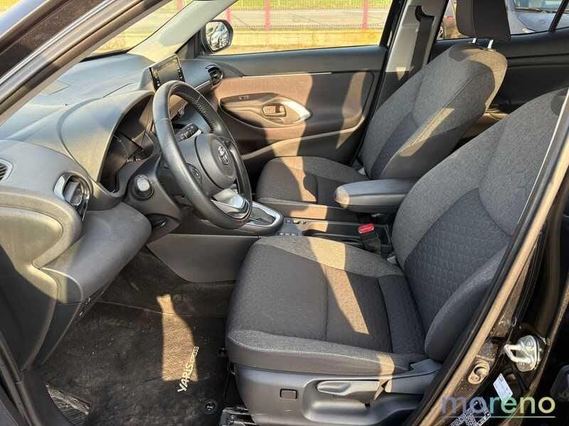 Toyota Yaris Cross 1.5h Business fwd 116 CV e-cvt