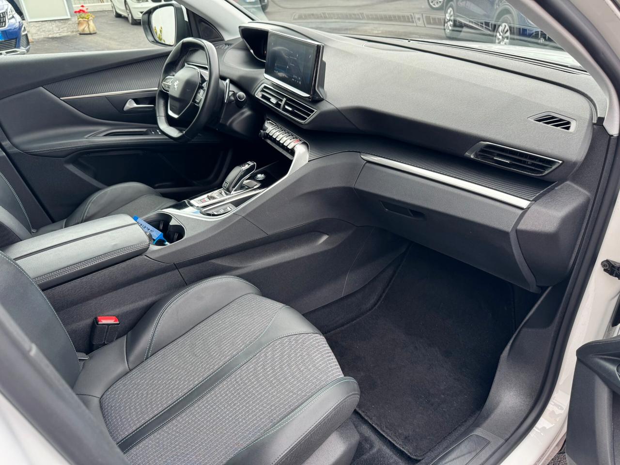 Peugeot 3008 BlueHDi 130 S&S EAT8 GT-LINE