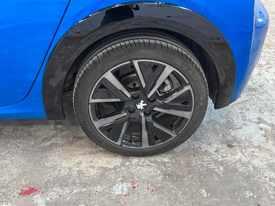 Peugeot 208 PureTech 100 Stop&Start EAT8 5 porte GT