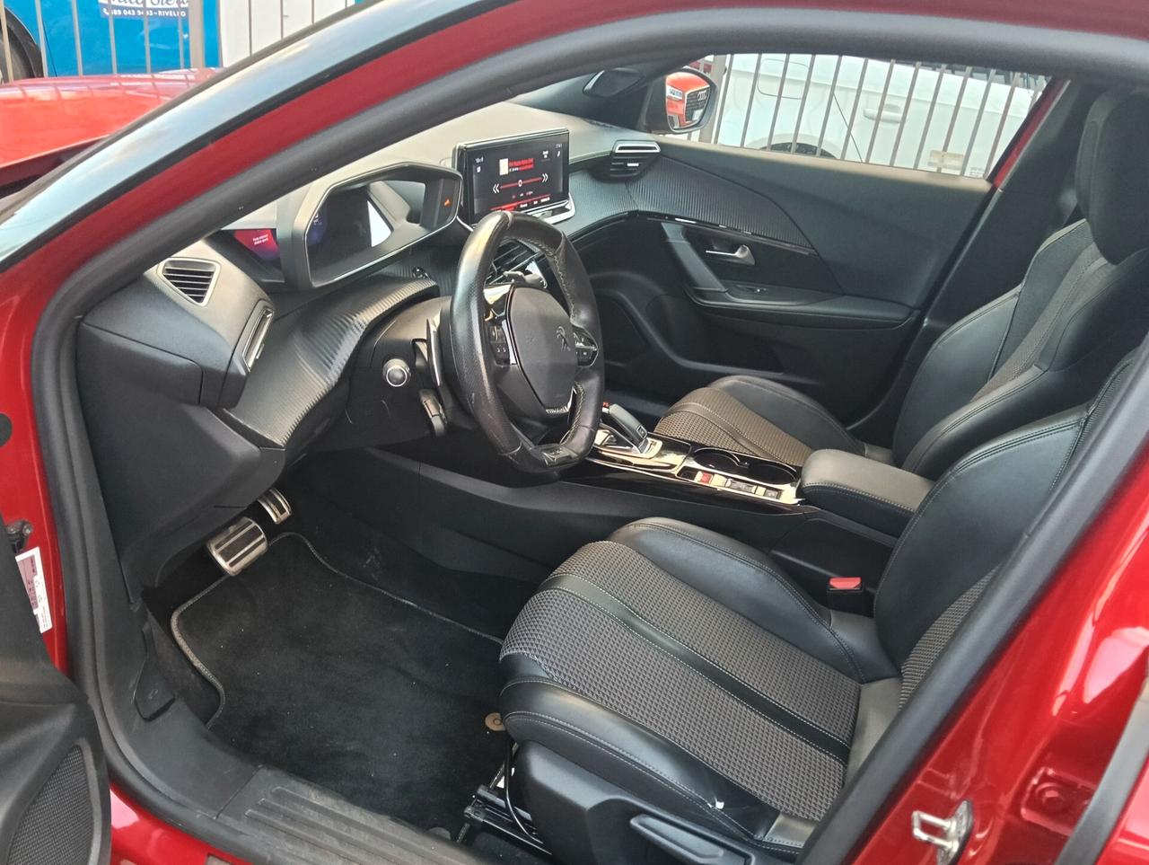 Peugeot 2008 BlueHDi 130 S&S EAT8 GT Line