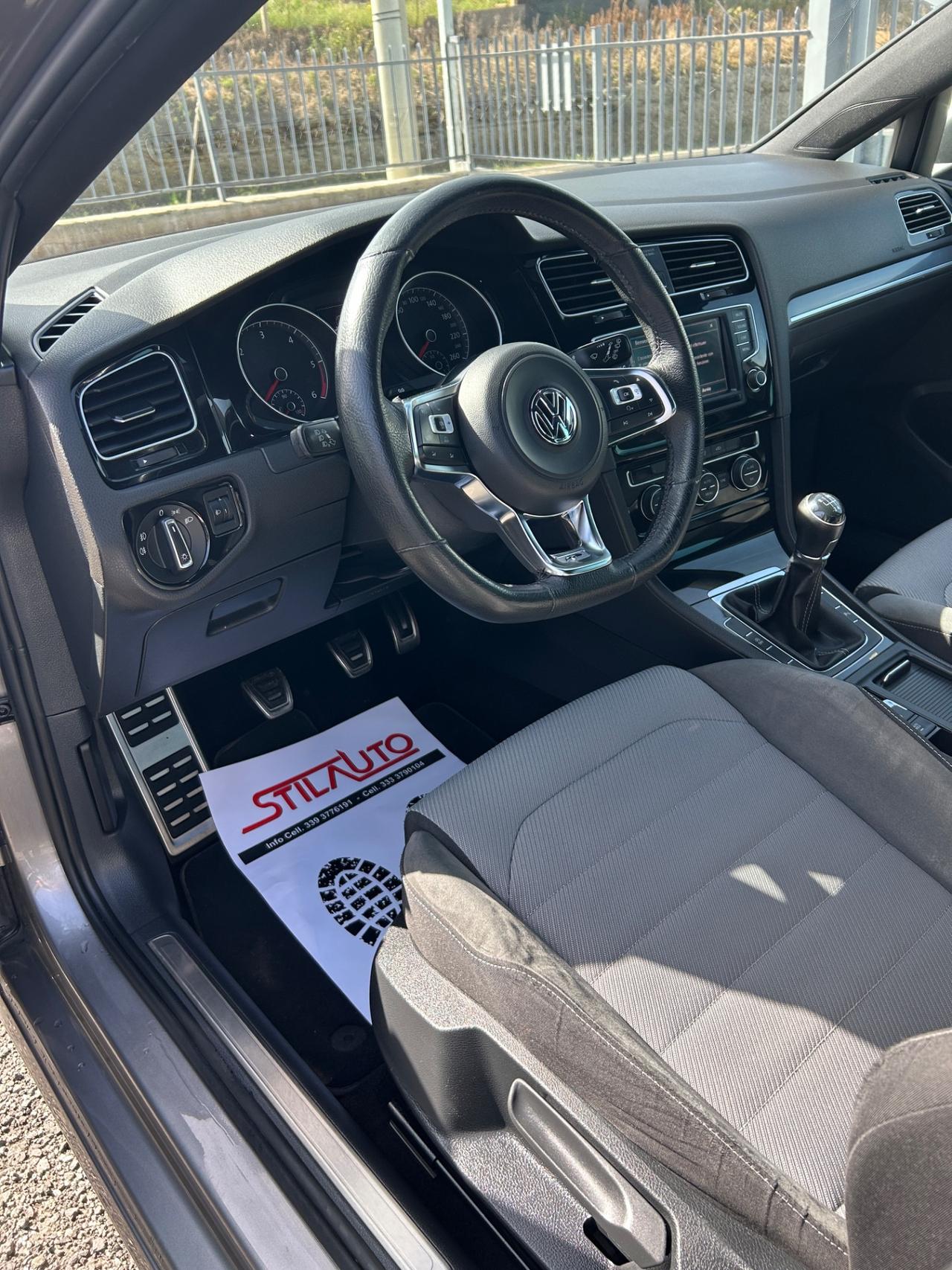 Volkswagen Golf 1.6 TDI 110 CV 5p. R-Line