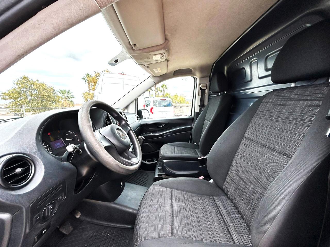 Mercedes Benz Vito 111 Furgone Long