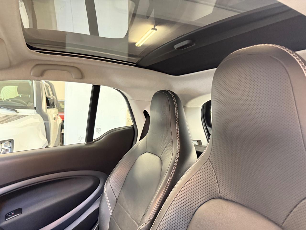 Smart ForTwo BRABUS 0.9 Turbo twinamic Xtreme