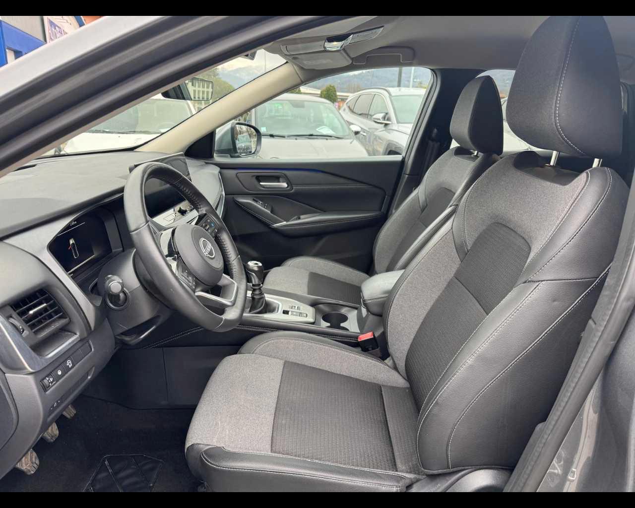 NISSAN Qashqai 1.3 MHEV N-Connecta