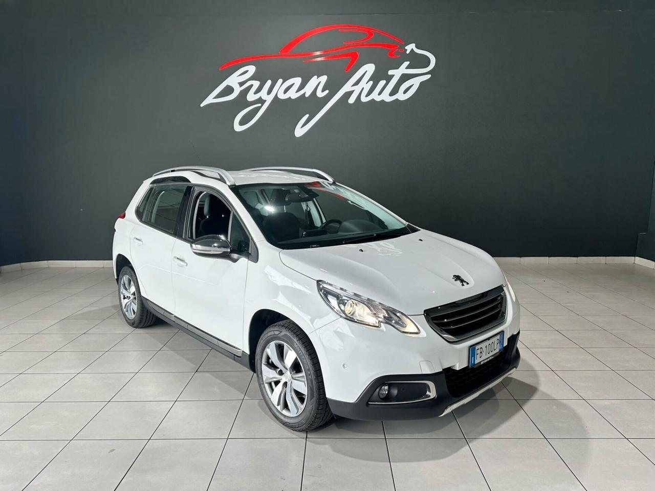 Peugeot 2008 PureTech 1.2 82 Allure 12V