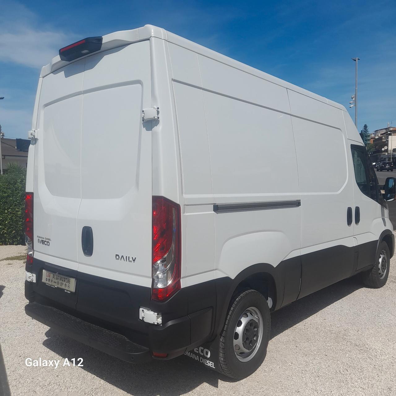 Iveco Daily 35S12V 2.3 HPT PM-TN Furgone